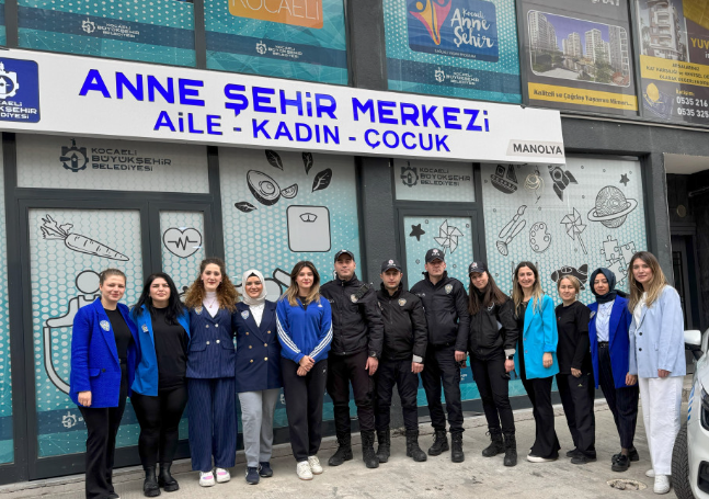 Anne Şehir’de Duygusal Polis Haftası Sürprizi
