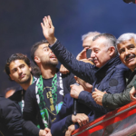 Kocaelispor Taraftarından Başkan Büyükakın’a Sevgi Seli